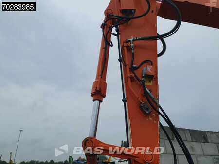 Mobilbagger 2010 Hitachi ZX140W -3 OUTRIGGERS - ROTOTILT (9)