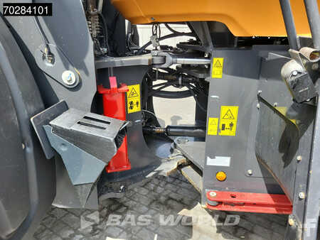 Pyöräkuormaajat 2019 Case 821G GERMAN MACHINE (24)
