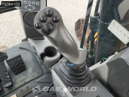 Koparki gąsienicowe 2016 Caterpillar 325 FL CR (33)