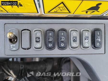 Koparki gąsienicowe 2016 Caterpillar 325 FL CR (35)