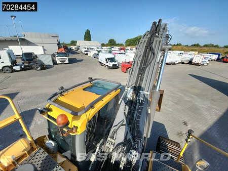 Kettenbagger 2015 Volvo EC300 E L (15)