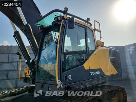 Kettenbagger 2015 Volvo EC300 E L (20)