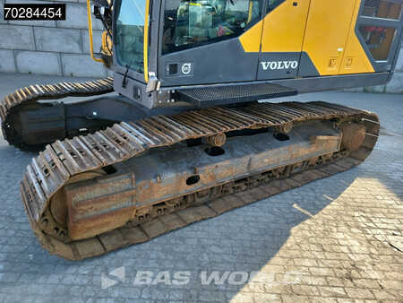 Kettenbagger 2015 Volvo EC300 E L (21)
