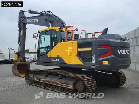 Korečková rýpadla 2020 Volvo EC200 E L (2)