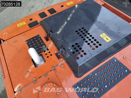 Koparki gąsienicowe 2025 Hitachi ZX220 LC-GI NEW UNUSED (31)