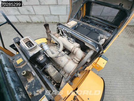 Chargeuse sur pneus 2017 Hyundai HL955 (17)