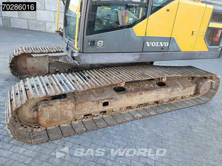 Kettenbagger 2016 Volvo EC220 E L (22)