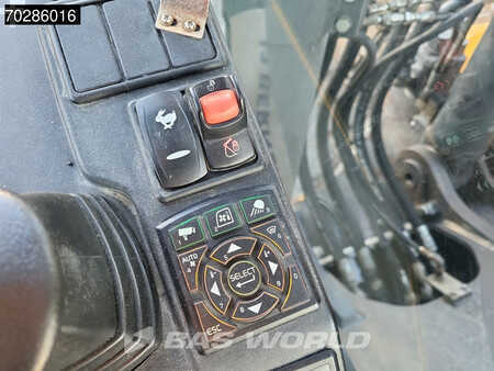 Kettenbagger 2016 Volvo EC220 E L (32)