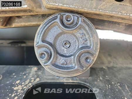 Excavadoras de cadenas 2025 Hitachi ZX220 LC-5G ISUZU ENGINE (29)