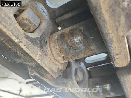 Excavadoras de cadenas 2025 Hitachi ZX220 LC-5G ISUZU ENGINE (30)