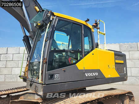 Kettenbagger 2019 Volvo EC220 E L (24)