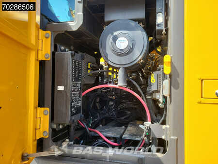 Kettenbagger 2019 Volvo EC220 E L (36)