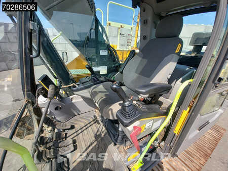 Kettenbagger 2019 Volvo EC220 E L (38)