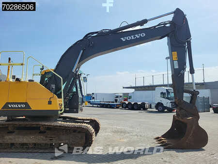 Kettenbagger 2019 Volvo EC220 E L (8)