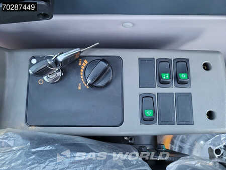 Telakaivinkoneet  2025 Hyundai R215 L (35)