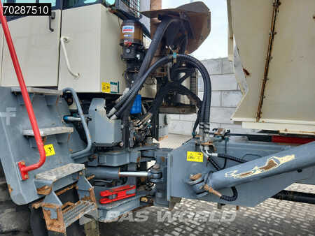 Nivelohjatut dumpperit 2021 Terex TA300 (20)