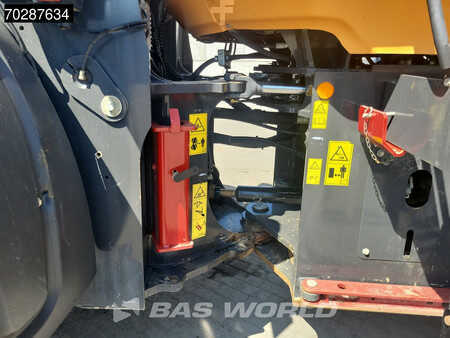 Pyöräkuormaajat 2017 Case 821 G GERMAN MACHINE (27)