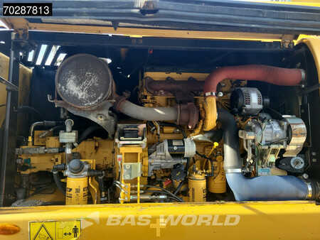 Escavadora de rodas 2007 Caterpillar M313 D OUTRIGGERS + BLADE (21)