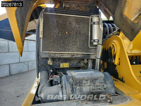 Escavadora de rodas 2007 Caterpillar M313 D OUTRIGGERS + BLADE (35)