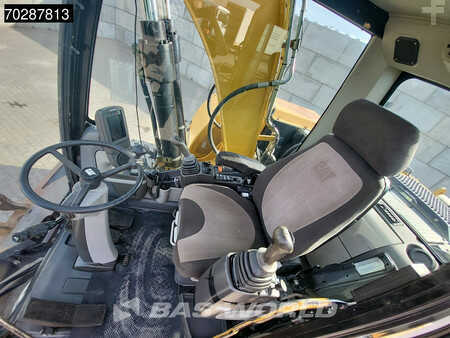 Escavadora de rodas 2007 Caterpillar M313 D OUTRIGGERS + BLADE (38)