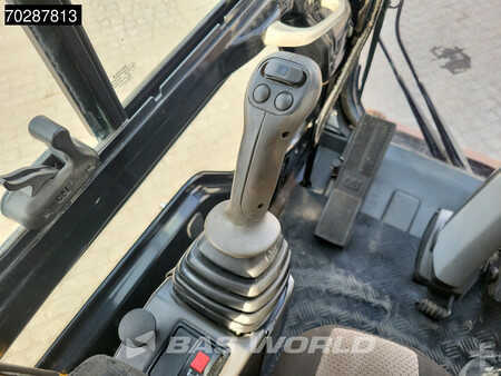 Escavadora de rodas 2007 Caterpillar M313 D OUTRIGGERS + BLADE (40)