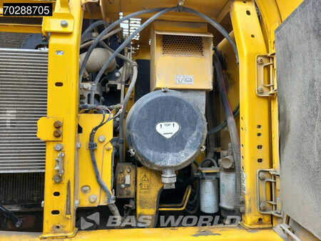 Escavadora de rastos 2017 Komatsu PC360LC-11 (29)