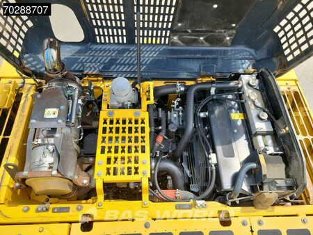 Escavadora de rastos 2016 Komatsu PC210LC-10 (17)