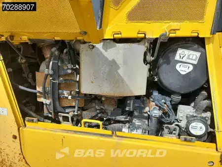 Bulldozere 2017 Komatsu D65 PXi -18 Ripper (29)