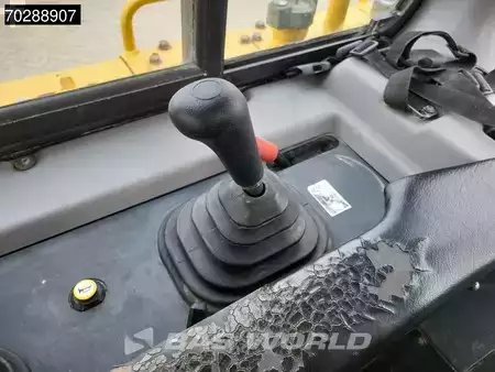 Bulldozere 2017 Komatsu D65 PXi -18 Ripper (37)