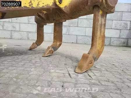 Bulldozere 2017 Komatsu D65 PXi -18 Ripper (7)