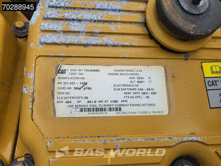 Dumpers articulados 2014 Caterpillar 740 B (17)