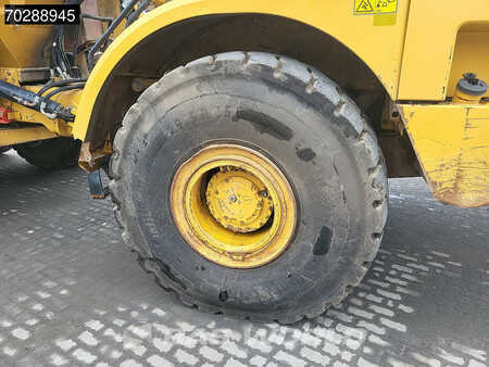 Dumpers articulados 2014 Caterpillar 740 B (26)
