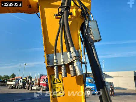 Mobilní bagry 2017 JCB HD110W T4F HYDRADIG (11)