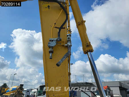 Korečková rýpadla 2016 Komatsu HB215 LC -2 (10)