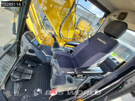 Korečková rýpadla 2016 Komatsu HB215 LC -2 (29)