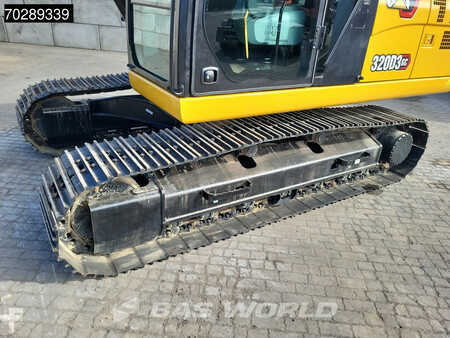 Beltegraver 2025 Caterpillar 320 D3 GC (23)