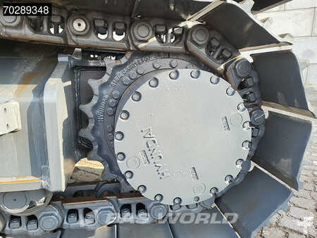 Koparki gąsienicowe 2025 Hyundai R210 (28)