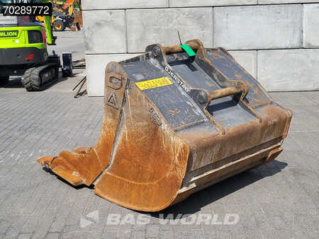 Hydraulic Excavators 2022 Komatsu PC290 LC-11E0 ROTOTILT - 2 BUCKETS (17)