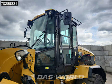 Carregadeira de rodas 2020 Caterpillar 926 M (8)