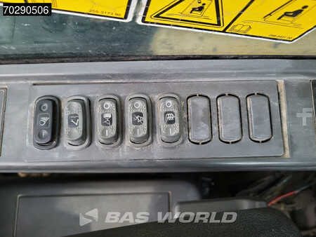 Hydraulic Excavators 2012 Caterpillar 390 D L (34)