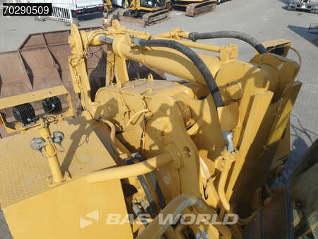 Ładowarki kołowe 2002 Caterpillar 988 G (13)