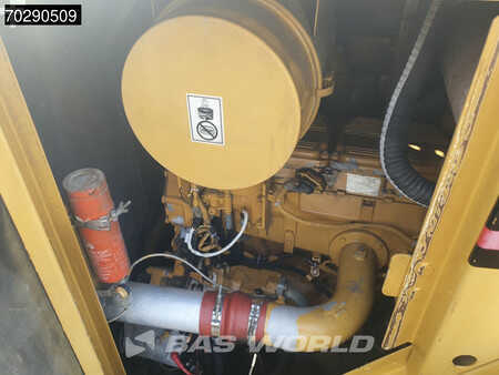 Ładowarki kołowe 2002 Caterpillar 988 G (17)