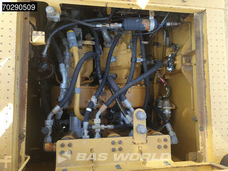 Ładowarki kołowe 2002 Caterpillar 988 G (20)
