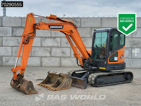 Minigraver 2021 Doosan DX63-3 3 BUCKETS - A/C (1)