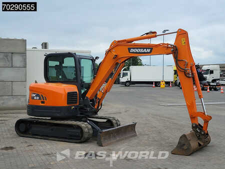 Minigraver 2021 Doosan DX63-3 3 BUCKETS - A/C (6)