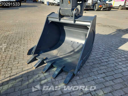 Bæltegraver 2025 Hyundai R215 L (17)