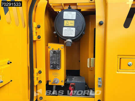 Bæltegraver 2025 Hyundai R215 L (23)