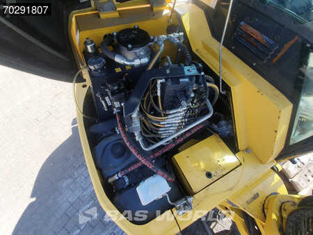 Mini excavators 2019 Komatsu PC80 MR-5 A/C (34)