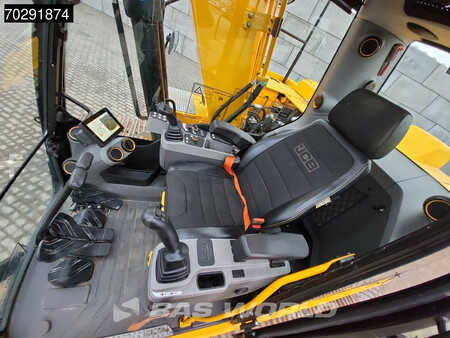 Escavatori cingolati 2021 JCB 131X L SV (30)