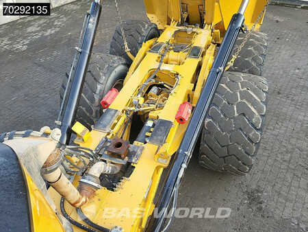 Zalomené klouby-dampry  2019 Caterpillar 730 -04A 730 Tail gate (11)